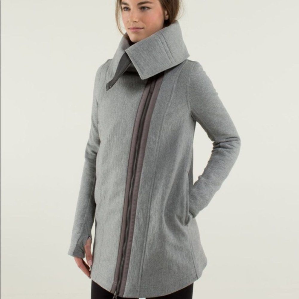 LULULEMON Virasana Blanket Wrap Jacket Coat Size 2